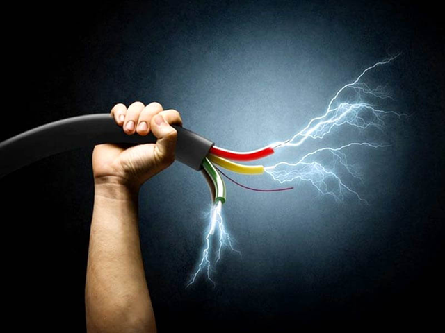 Mơ thấy mình sửa điện bị giật Mơ thấy mình sửa điện bị giật