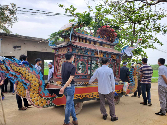 Nằm mơ thấy đi đám ma trong gia đình